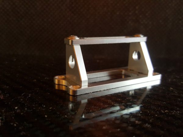 Support servo TFL 524B10