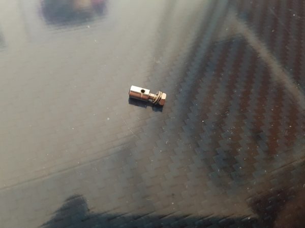 Raccord tringle 2 mm