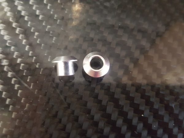 Passe durite TFL 522B40 6.8mm