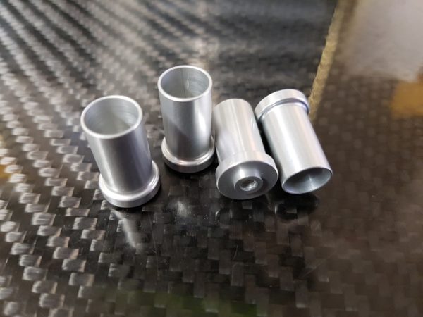 Tuyaux d'échappement factices