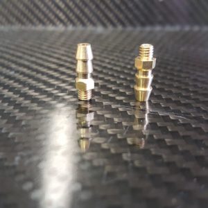 Raccord durite M 3 long 13