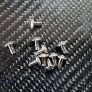 Vis tête bombé 6 pans embase M3-L6