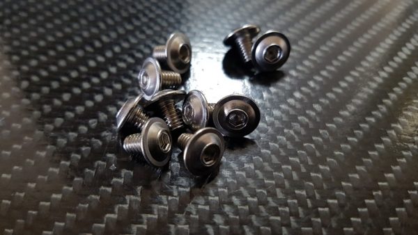Vis inox A2 bombé A2 - 4 x 6 mm