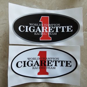 Autocollant CIGARETTE  Blanc ou noir
