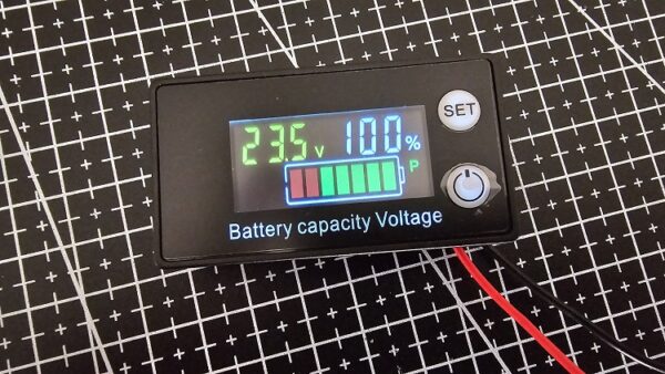 Indicateur de capacité de batterie DC 8V-100V