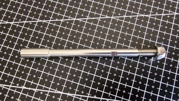 TFL 511B51 Axe en acier inoxydable